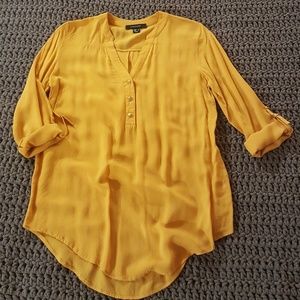 🌹LOWEST PRICE🌹Stylish yellow button blouse